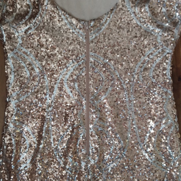 Rose gold and silver sequin dress - Picture 6 of 8
